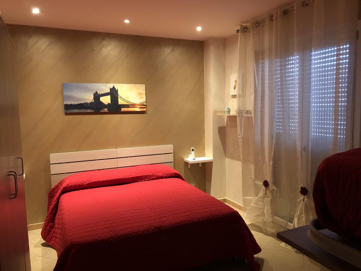 B&B Palazzo Del Toro Монтесильвано Экстерьер фото